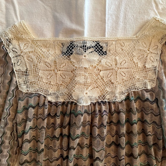 Free People long sleeved top from Romantic Collection - Picture 4 of 6